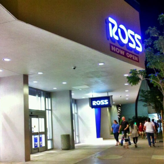 Ross Dress for Less Clothing Store in Honolulu