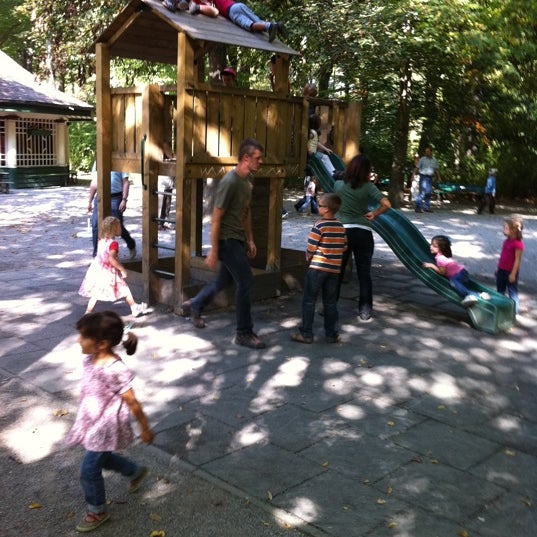 Photos At Spielplatz Chinesischer Turm Englischer Garten Sud