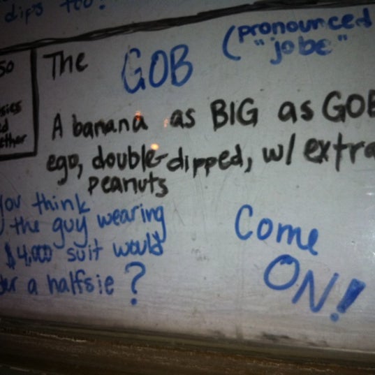 รูปภาพถ่ายที่ Bananarchy โดย Stephen R. เมื่อ 9/4/2011