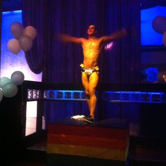 Photo taken at Neighbours Nightclub by Roberto G. on 8/13/2012