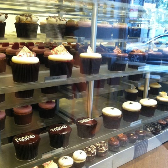 Photo taken at More Cupcakes by Leizl B. on 8/9/2011