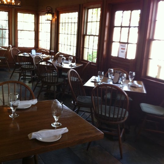 9/13/2011にPamela M.がRidge Tavernで撮った写真