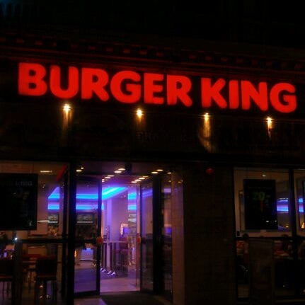 Photo prise au Burger King par Charlene J A. le9/11/2011