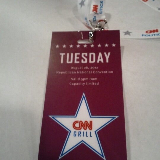 8/29/2012에 Ward B.님이 CNN Grill @ RNC (Tampa Bay Times Forum)에서 찍은 사진