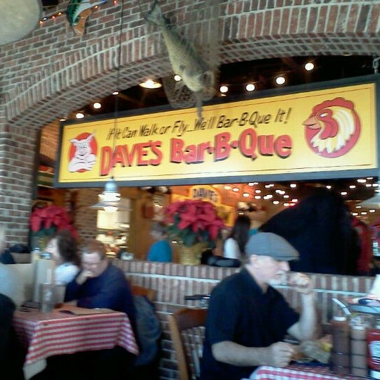 Photo taken at Famous Dave&#39;s by Chantale E. on 12/11/2011