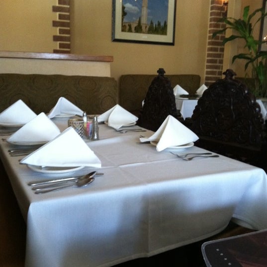 8/12/2011にTrini D.がPars Cuisineで撮った写真