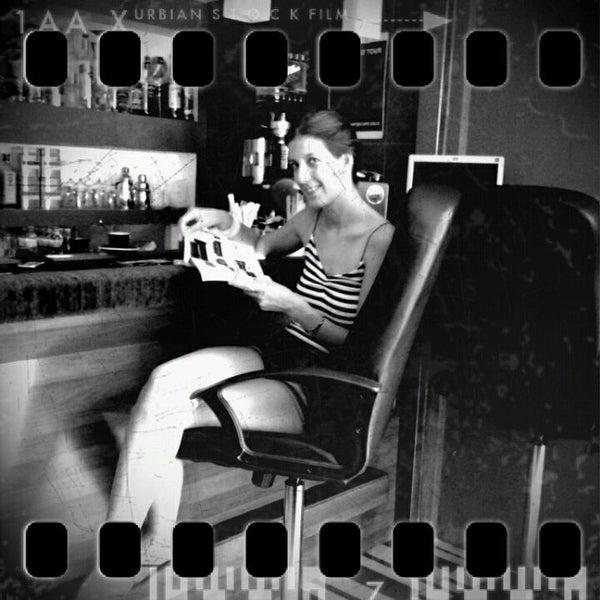 Das Foto wurde bei Cafe Solo - Cocktail Bar von Jack Gergely R. am 8/20/2011 aufgenommen