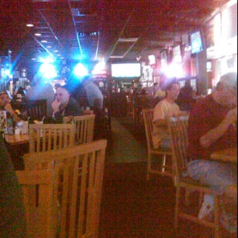 Photo taken at Steppy&#39;s Sports Bar &amp; Grill by David S. on 10/16/2011
