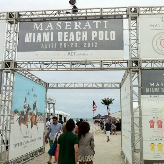 Foto scattata a Miami Beach Polo World Cup da @4nalyst il 4/28/2012