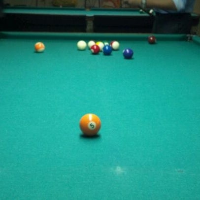 Das Foto wurde bei Hokkaido Snooker Sushi Bar von Aline T. am 5/12/2012 aufgenommen