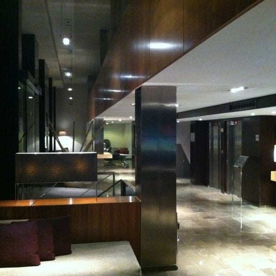 Foto diambil di AC Hotel Irla oleh Kenny T. pada 3/2/2012