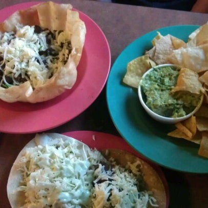 Photo taken at Carbon Live Fire Mexican Grill by Vicki on 7/17/2012