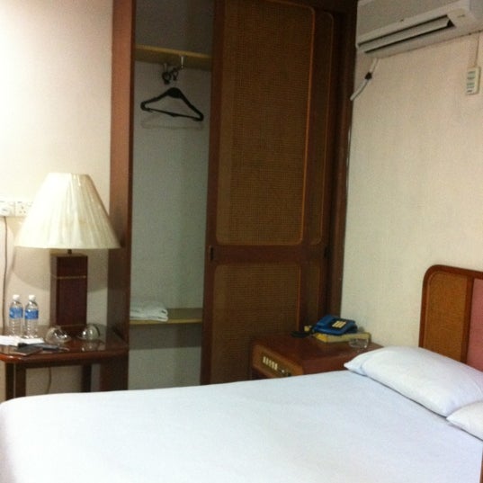 Photos At Hotel Harbour Inn Pulau Melaka 6 Tips From 324 Visitors