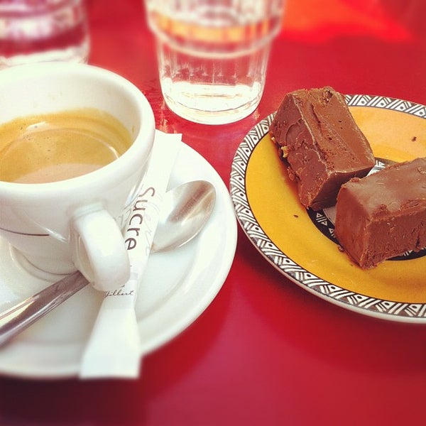 Foto diambil di Cafes Debout oleh Ludovic P. pada 3/24/2012