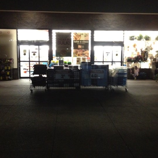 Michaels (Now Closed) Arts and Crafts Store in Phoenix