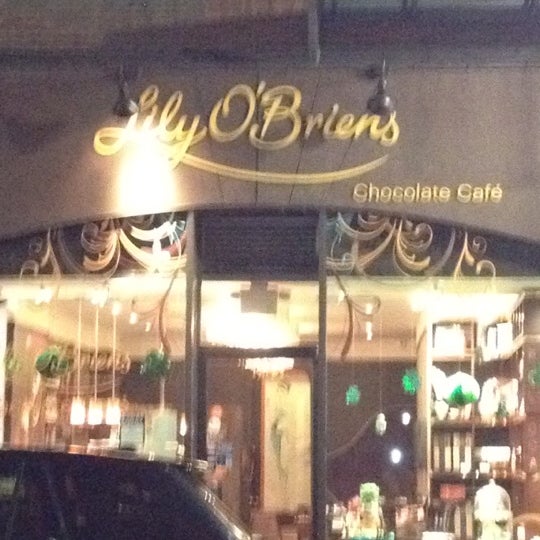 3/14/2012에 Mona L.님이 Lily O&#39;Brien&#39;s Chocolate Cafe에서 찍은 사진
