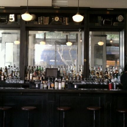 2/25/2012 tarihinde Darcy F.ziyaretçi tarafından Pattern Bar'de çekilen fotoğraf