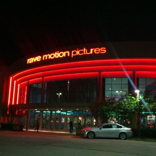 Cinemark Theater 3601 E 53rd St