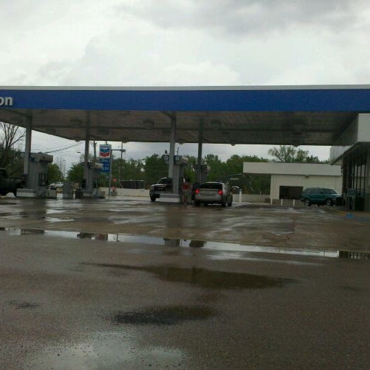 Chevron Fuel Station