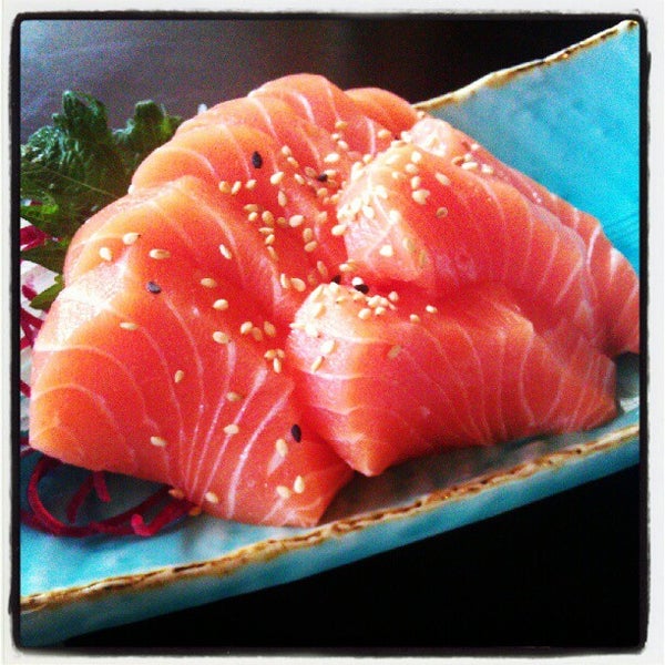 8/17/2012 tarihinde Marleine P.ziyaretçi tarafından Shiki Sushi'de çekilen fotoğraf