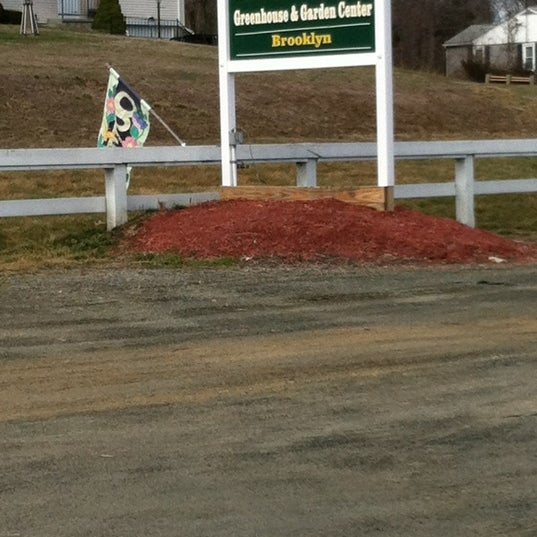Hart's Greenhouse & Garden Center Flower Store in Brooklyn