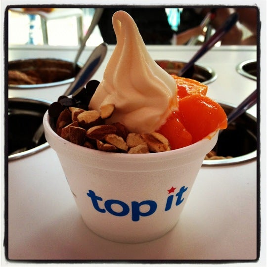 Photo taken at Top It by Guillermo on 4/4/2012