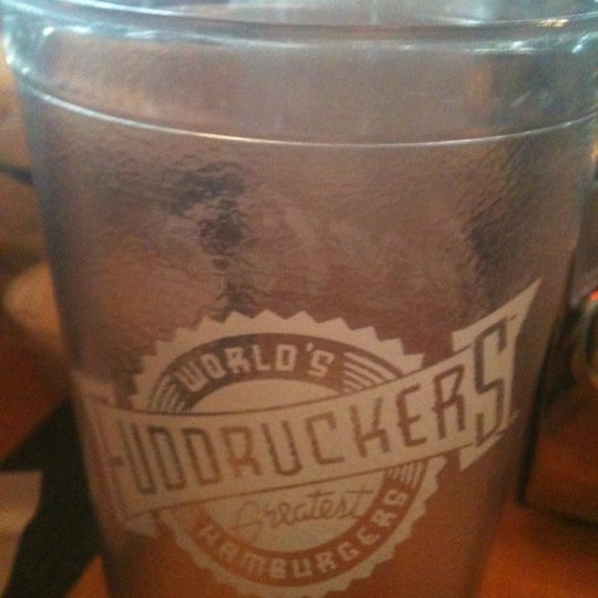 Photo taken at Fuddruckers by Guy on 9/3/2012