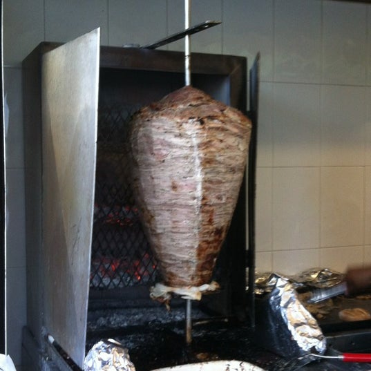 7/3/2012 tarihinde Grardo U.ziyaretçi tarafından El Saudí Tacos y Tortas Arabes'de çekilen fotoğraf