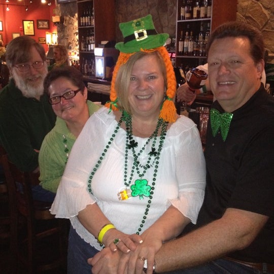 Photo taken at Harrington&#39;s Pub and Kitchen by Renee C. on 3/17/2012