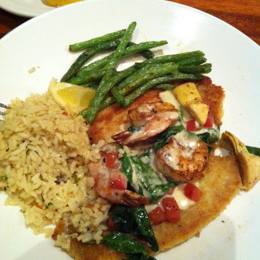 Claim Jumper (Ahora cerrado) Restaurante americano en Lynnwood