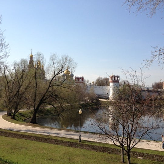 Cut and color новодевичий. Салон красоты cut and color на сухаревской. Hair салон красоты москва. Новодевичий монастырь иконка. Cut and color салон.