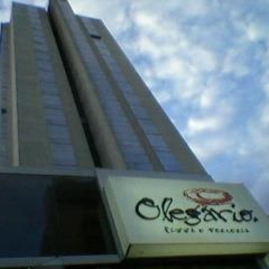 Photo taken at Olegário Pizza e Forneria by Edgar S. on 3/31/2012
