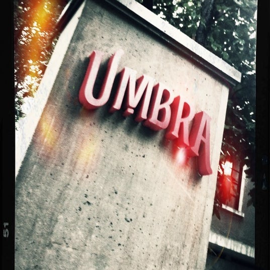 2/3/2012에 Osvaldo N.님이 UMBRA Bar &amp; Lounge에서 찍은 사진