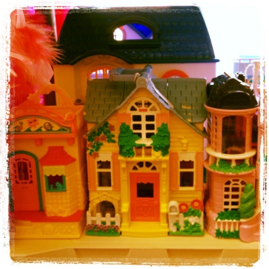 Duneland Resale Vintage and Thrift Store in Chesterton