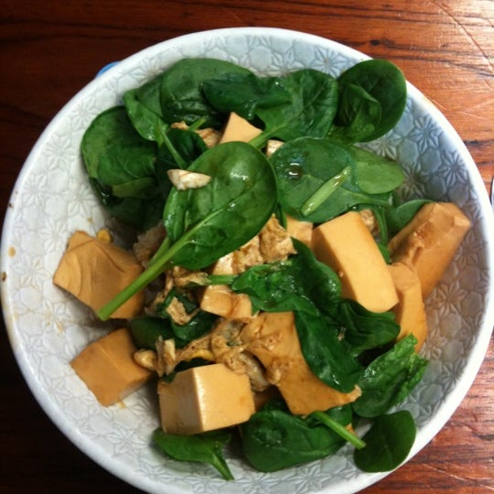 Pink Ginger Japanese Cuisine Sushi Restaurant in South Yarra