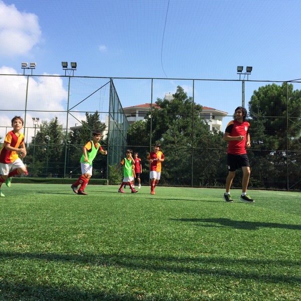 Photo taken at Etiler Galatasaray Futbol Okulu by Cemil Ş. on 7/26/2014