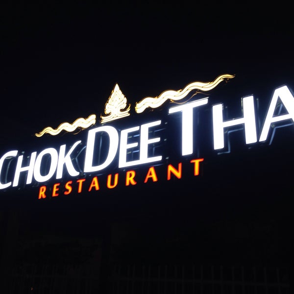 Foto tirada no(a) Chokdee Thai Cuisine por Melvin L. em 12/6/2016