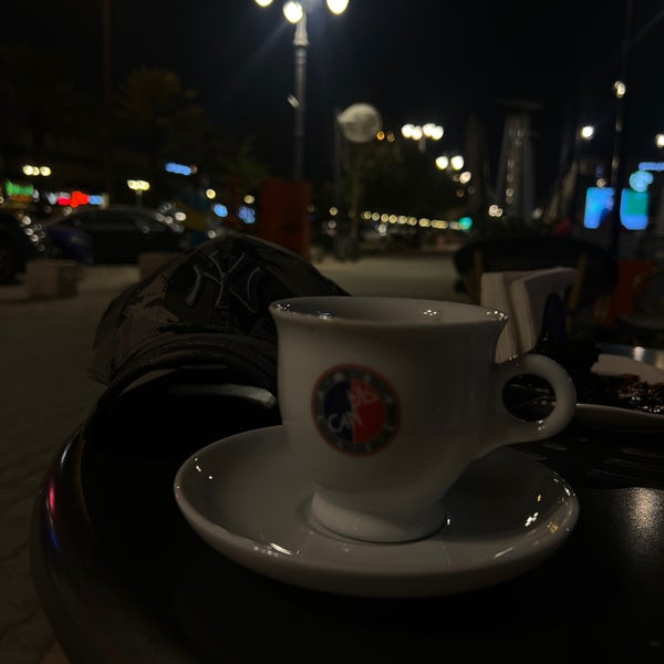 Photo taken at Can Café by KH 🕶️ 🇸🇦 on 10/30/2023
