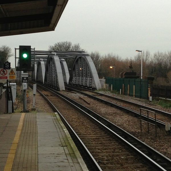 Photos At Barnes Bridge Railway Station Bni Train Station In