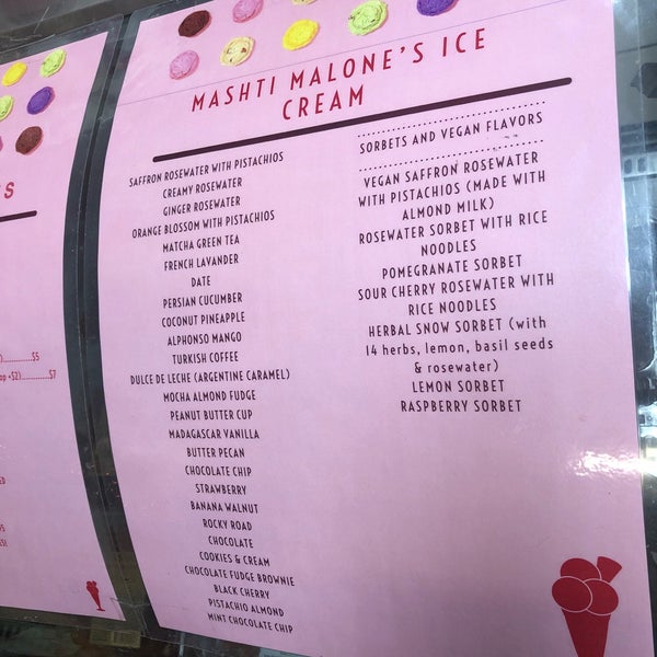 Foto scattata a Mashti Malone Ice Cream da Katie W. il 10/15/2020