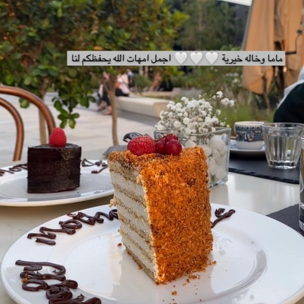 Foto tomada en Mitts &amp; Trays Restaurant and Cafe  por Raghad Abdulwahed el 3/21/2022