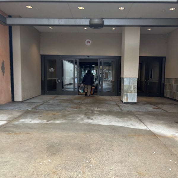 Photo taken at Connecticut Post Mall by Bianca B. on 4/16/2023