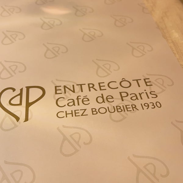 Foto diambil di Entrecôte Café De Paris oleh Typical NAIF ⚡. pada 3/18/2022