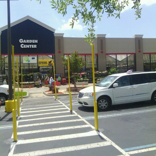 Lowe's Home Improvement Hardware Store in Ocala