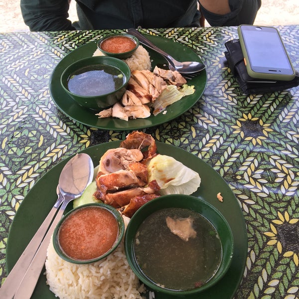 Gerai Nasi Ayam Semenyih Malay Restaurant