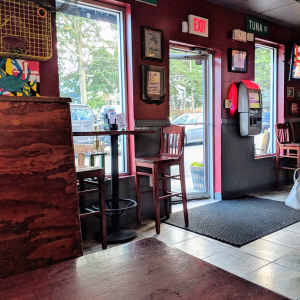 Waterman's Tavern American Restaurant in Edgewater