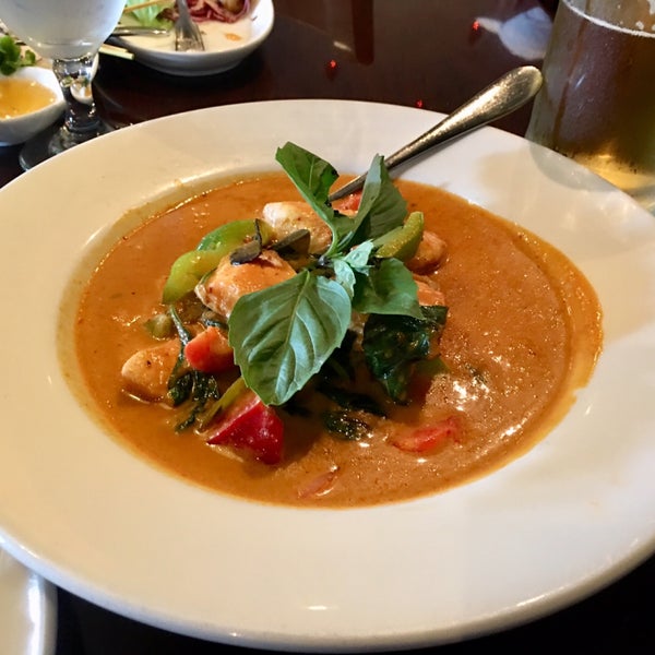 Photos at Bai Tong Thai Restaurant Thai Restaurant in Tukwila