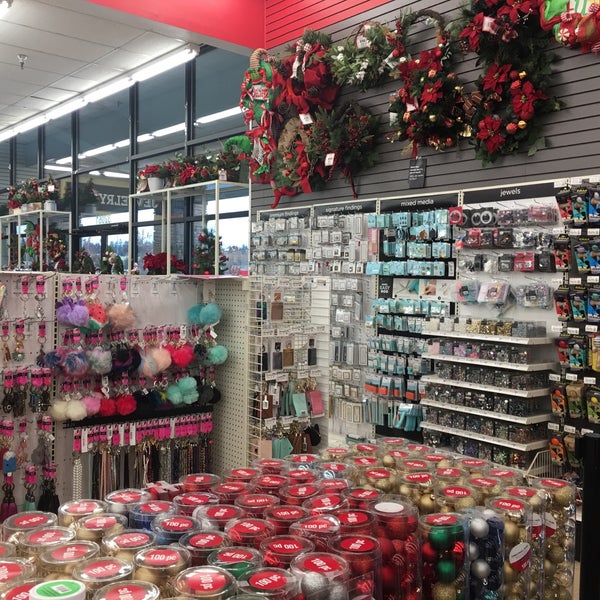 Michaels Arts and Crafts Store