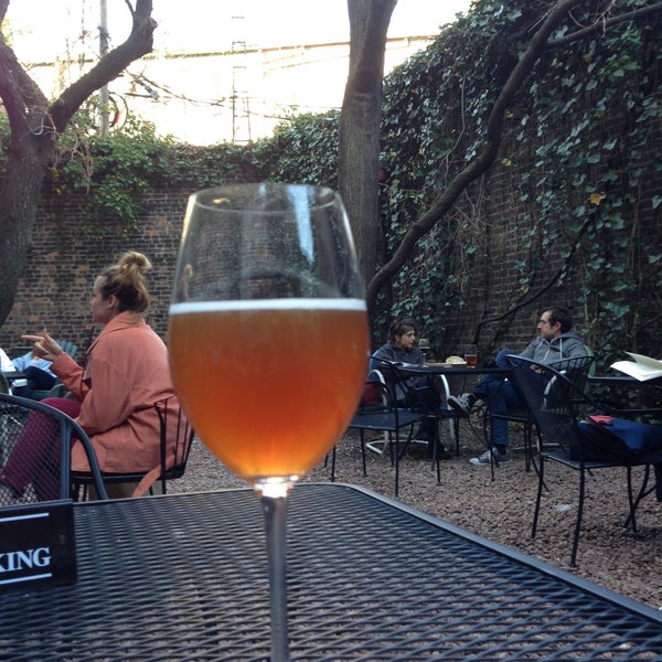 Photo taken at Spuyten Duyvil by KelSo Beer Co. on 4/26/2013