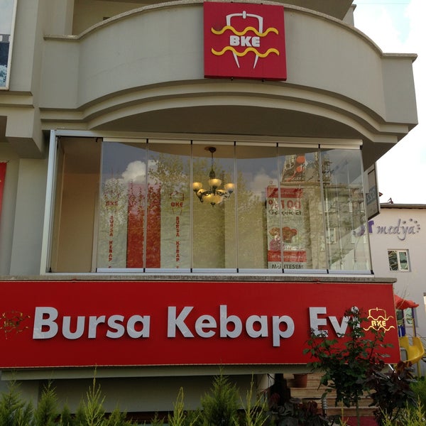 Foto tirada no(a) Bursa Kebap Evi por METİN T. em 4/12/2013